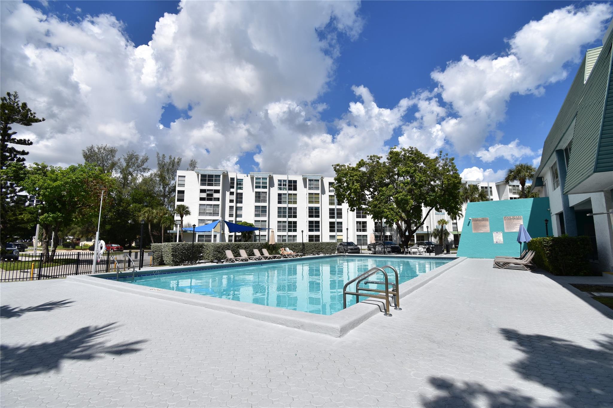 AVILA CONDO - Residential