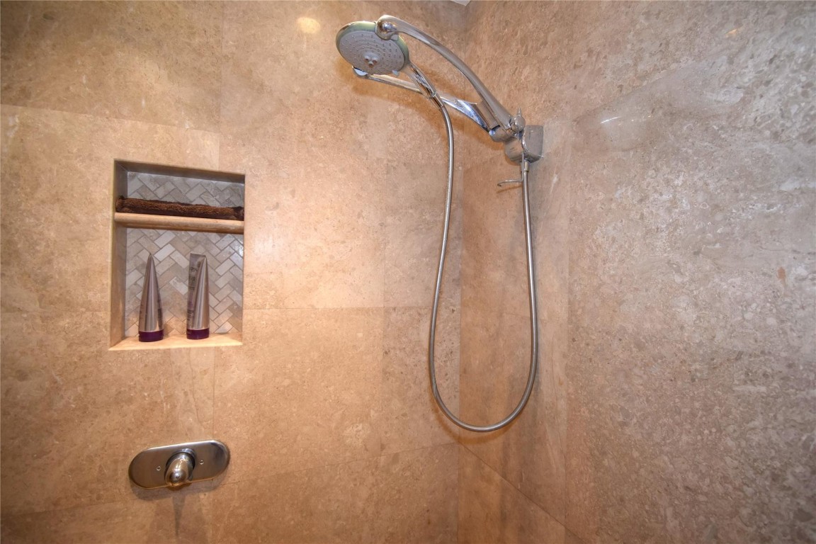 AVILA CONDO - Residential