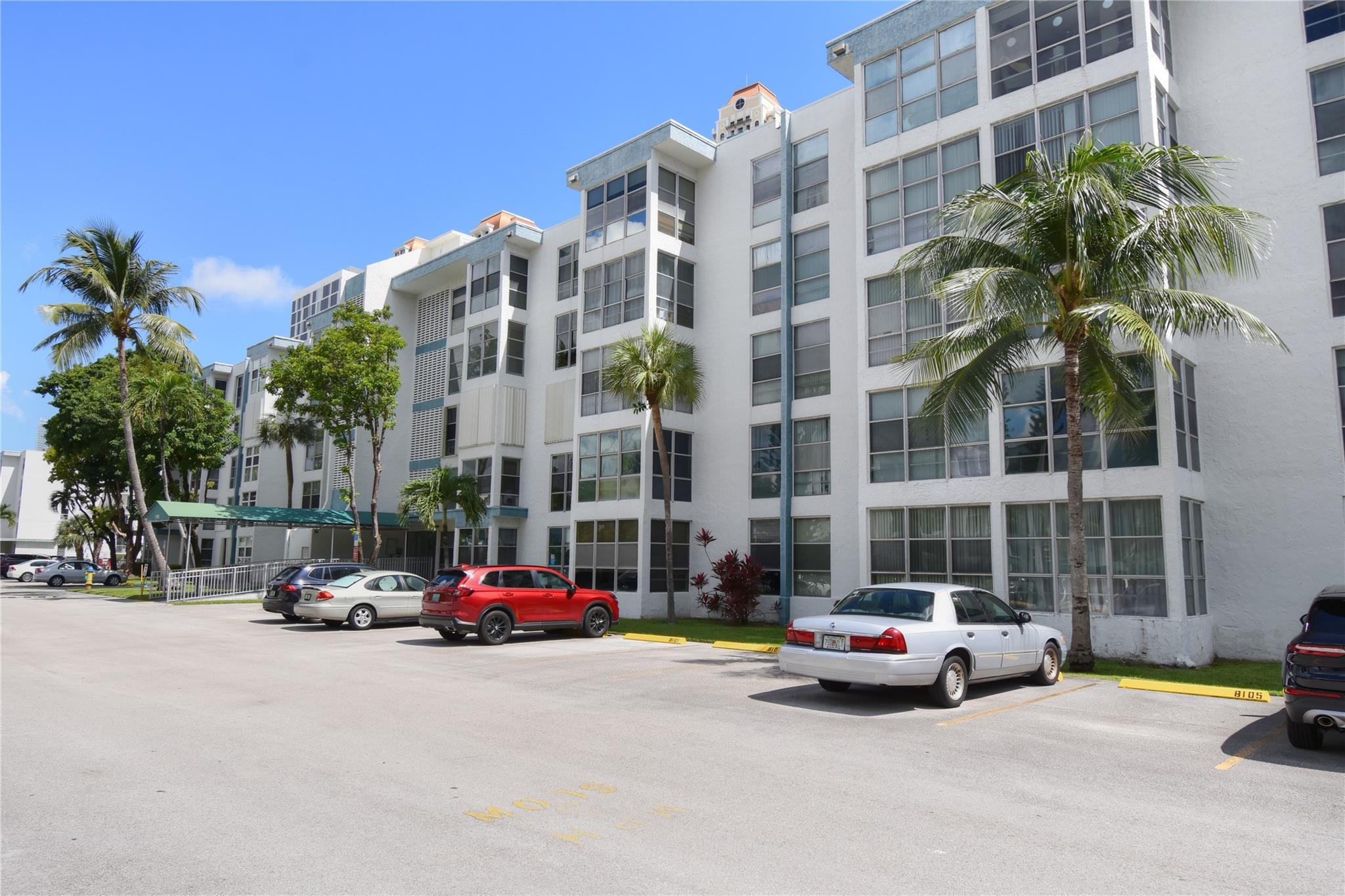 AVILA CONDO - Residential