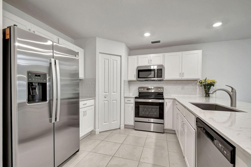 Photo of 6851 Broadwater Lane, Lake Worth, FL 33467 (MLS # B26012249)