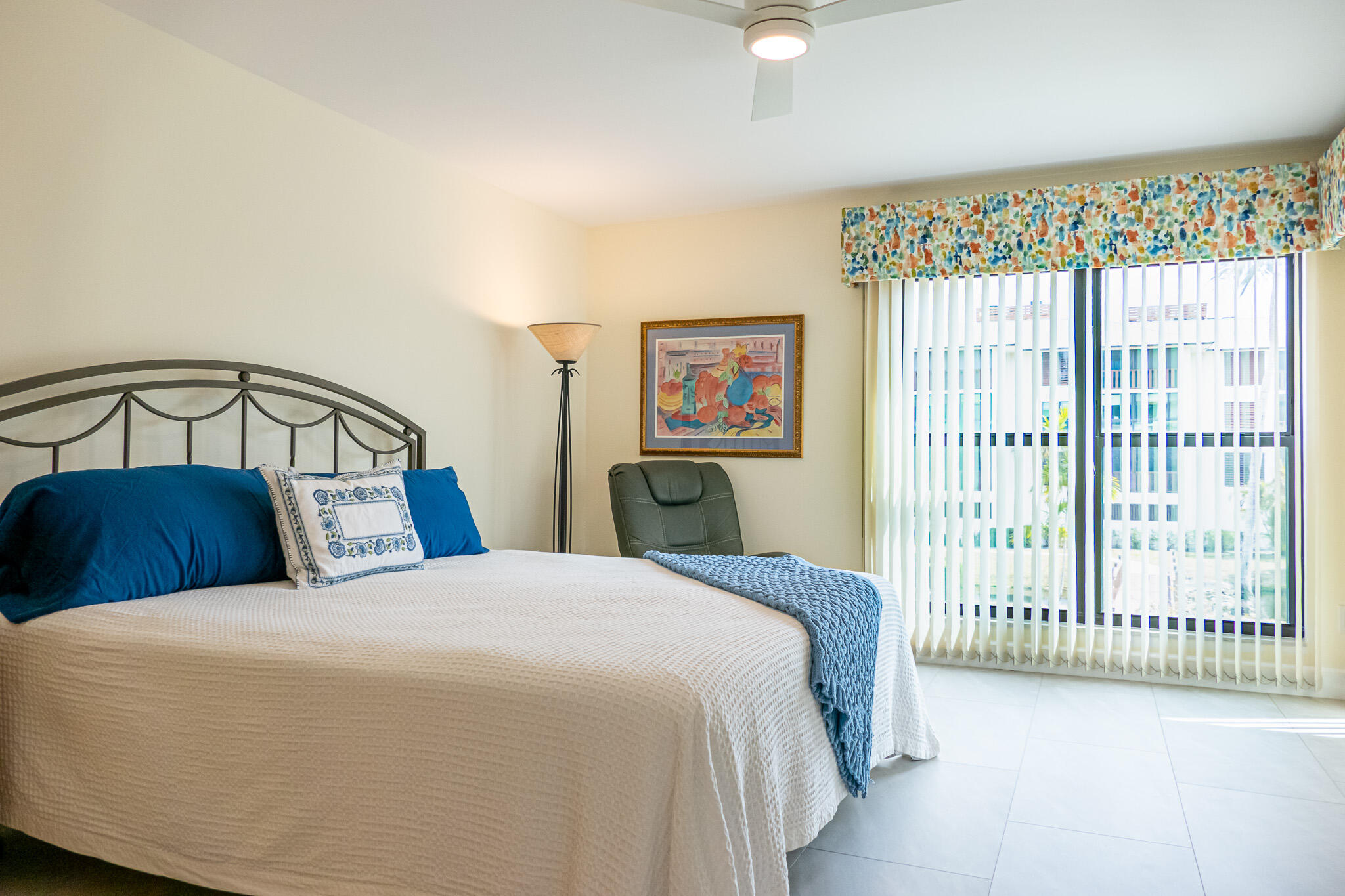 ST LUCIE CLUB AND APARTMENT HOMES CONDO - Residential