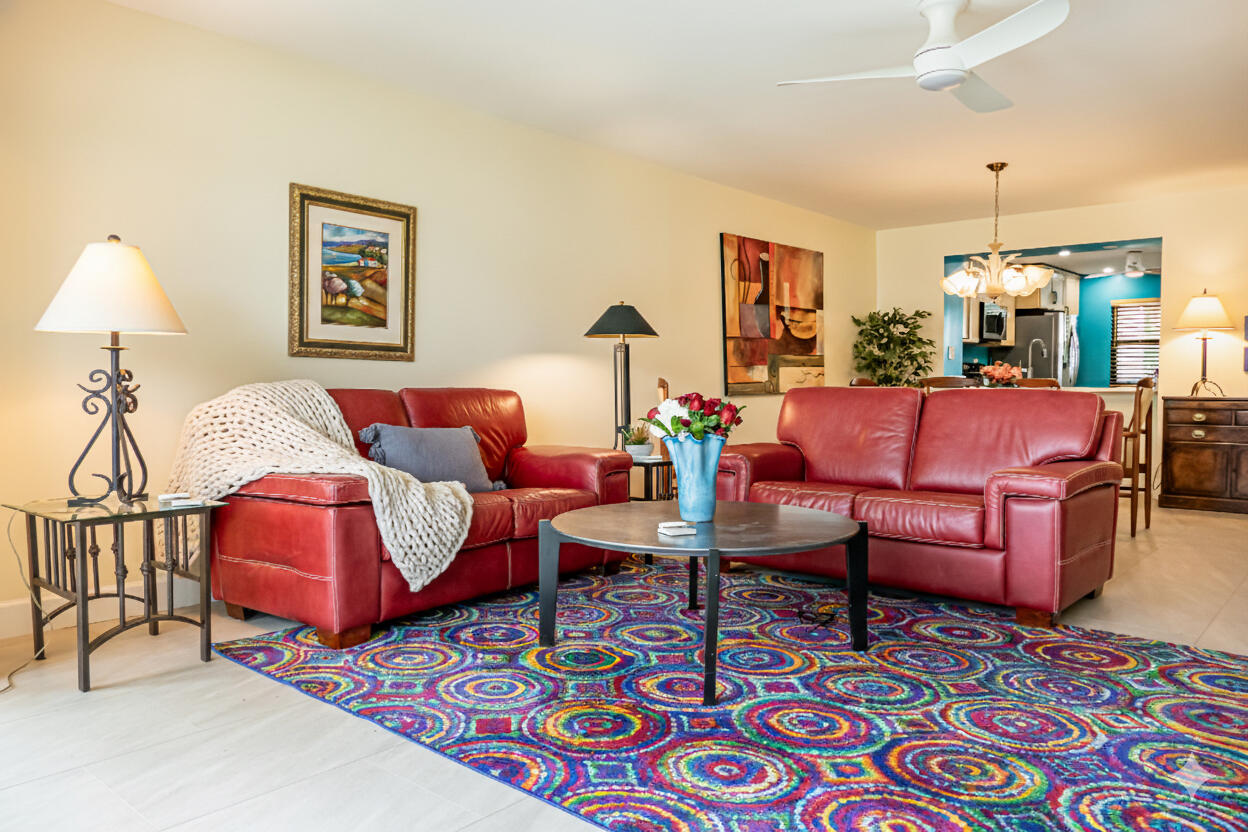 ST LUCIE CLUB AND APARTMENT HOMES CONDO - Residential