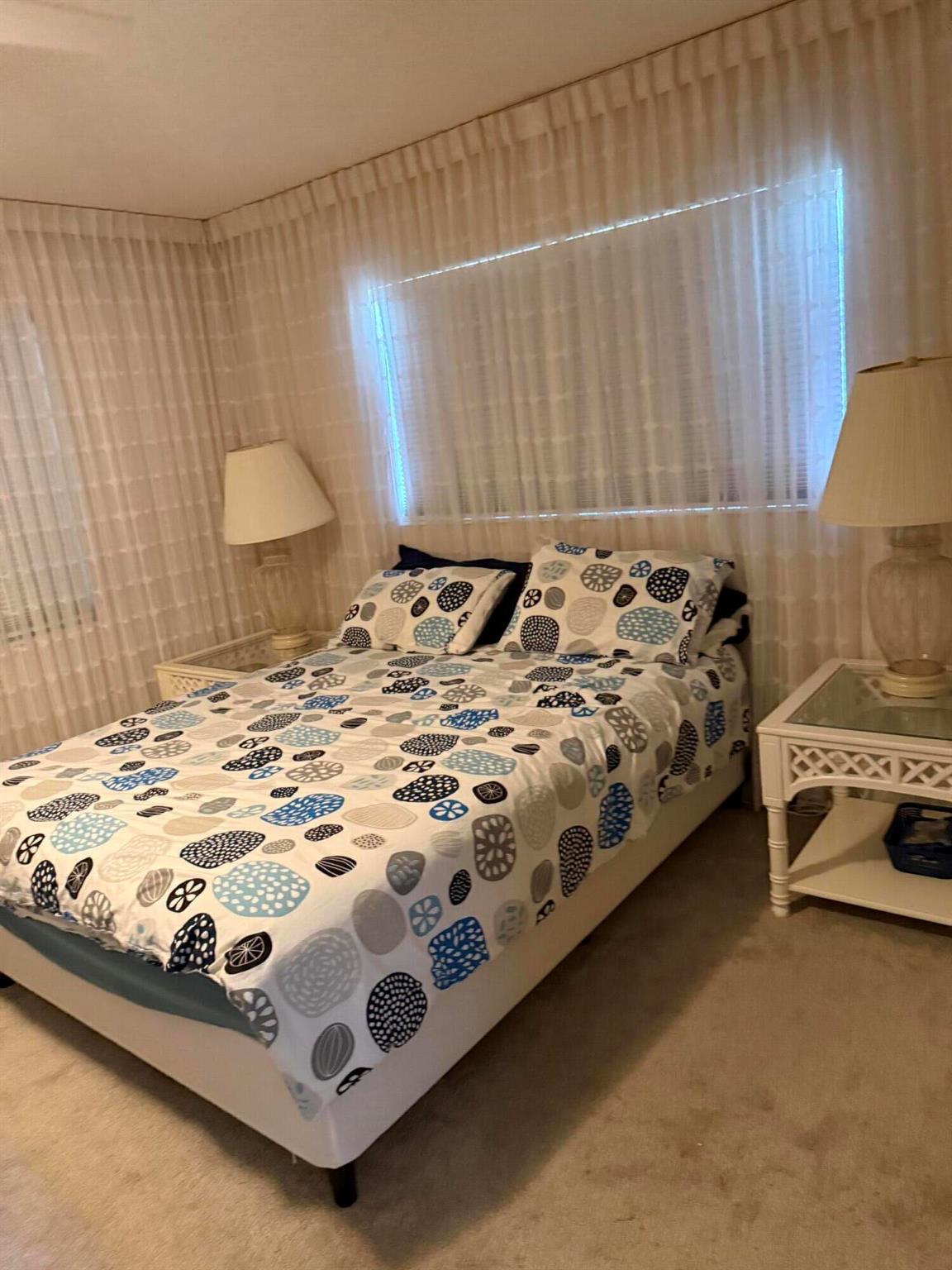 NEWPORT I CONDO - Residential Lease