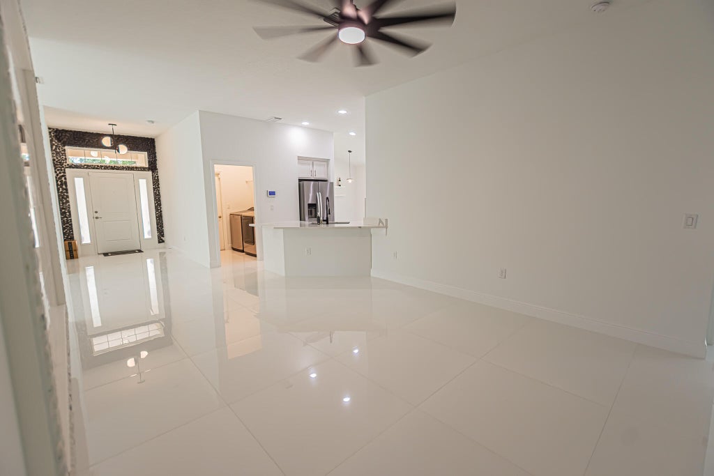 Photo of 667 NE Turtleback Trail, Port Saint Lucie, FL 34983 (MLS # R11112499)
