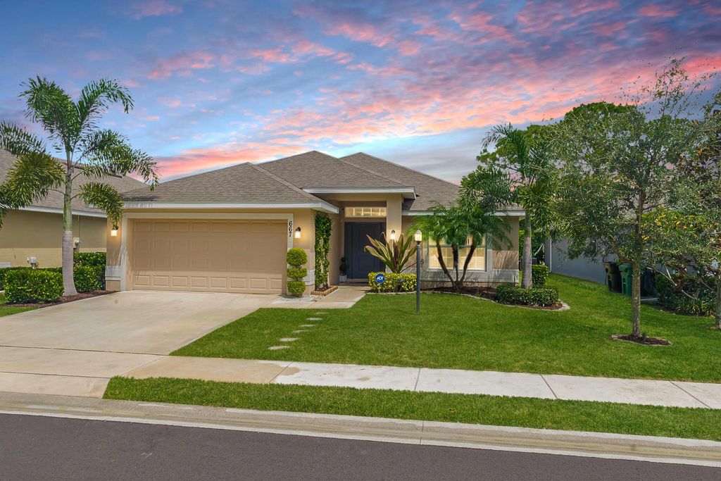 Photo of 667 NE Turtleback Trail, Port Saint Lucie, FL 34983 (MLS # R11112499)