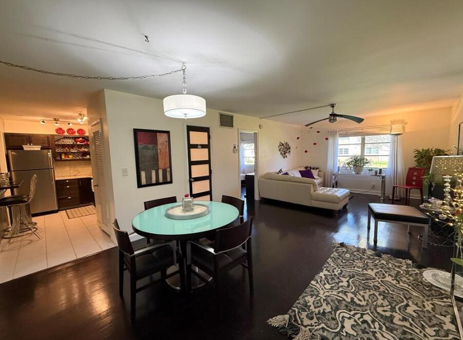 MANOR GROVE VILLAGE ONE INC - Residential Lease