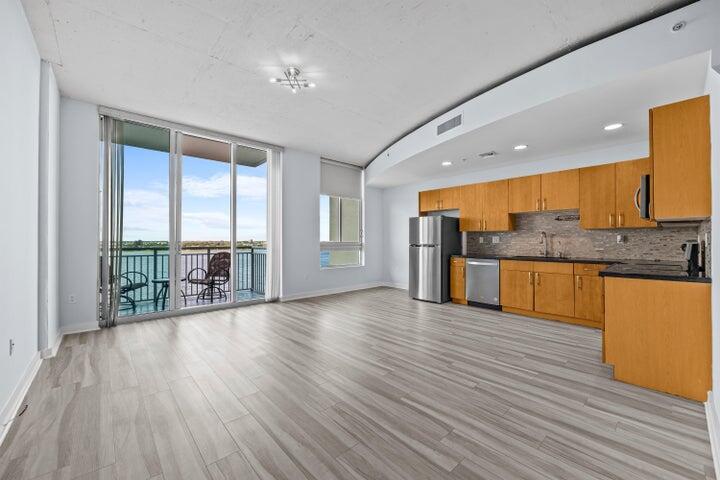 EDGE CONDO - Residential Lease