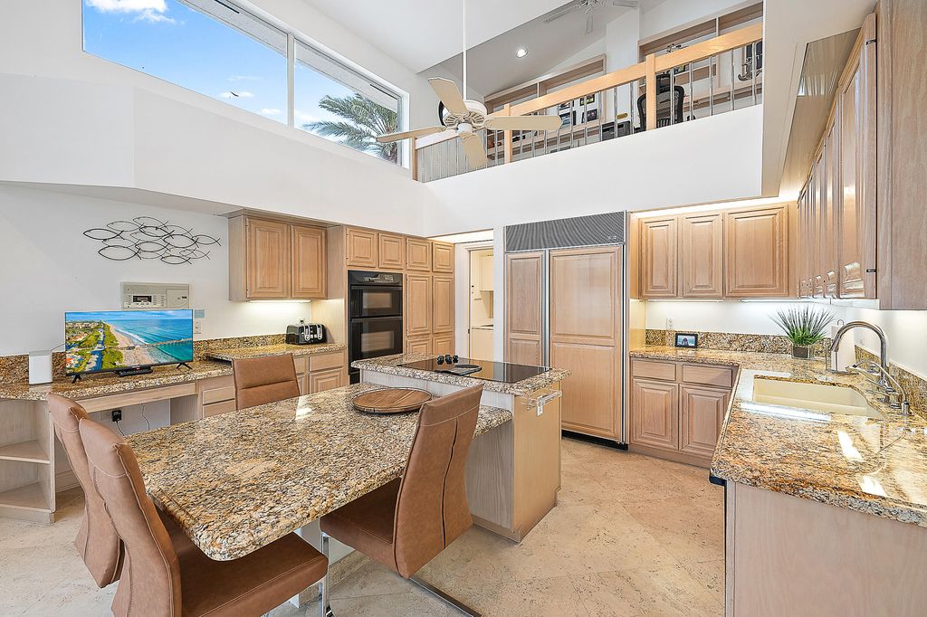 Photo of 114 Waters Edge Drive, Jupiter, FL 33477 (MLS # R10995333)
