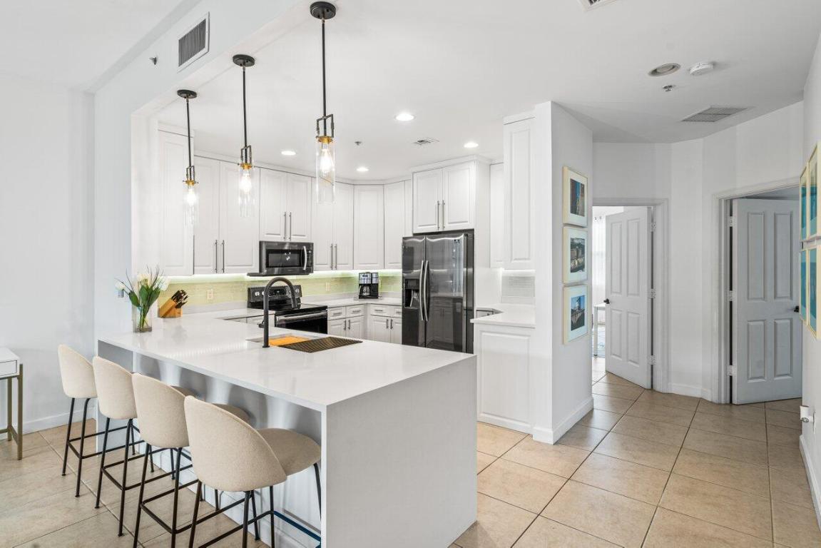 3940 N Flagler Drive 303