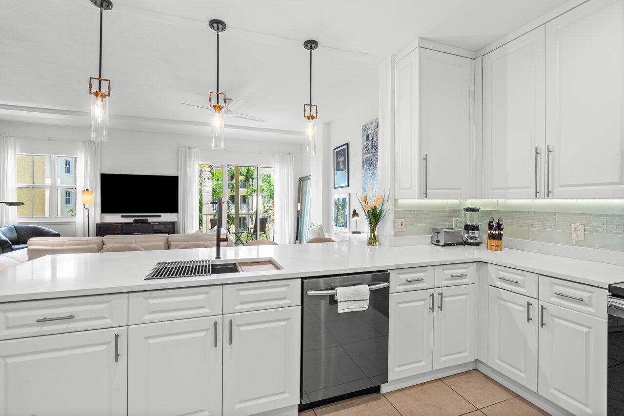 FLAGLER LANDING CONDO - Residential