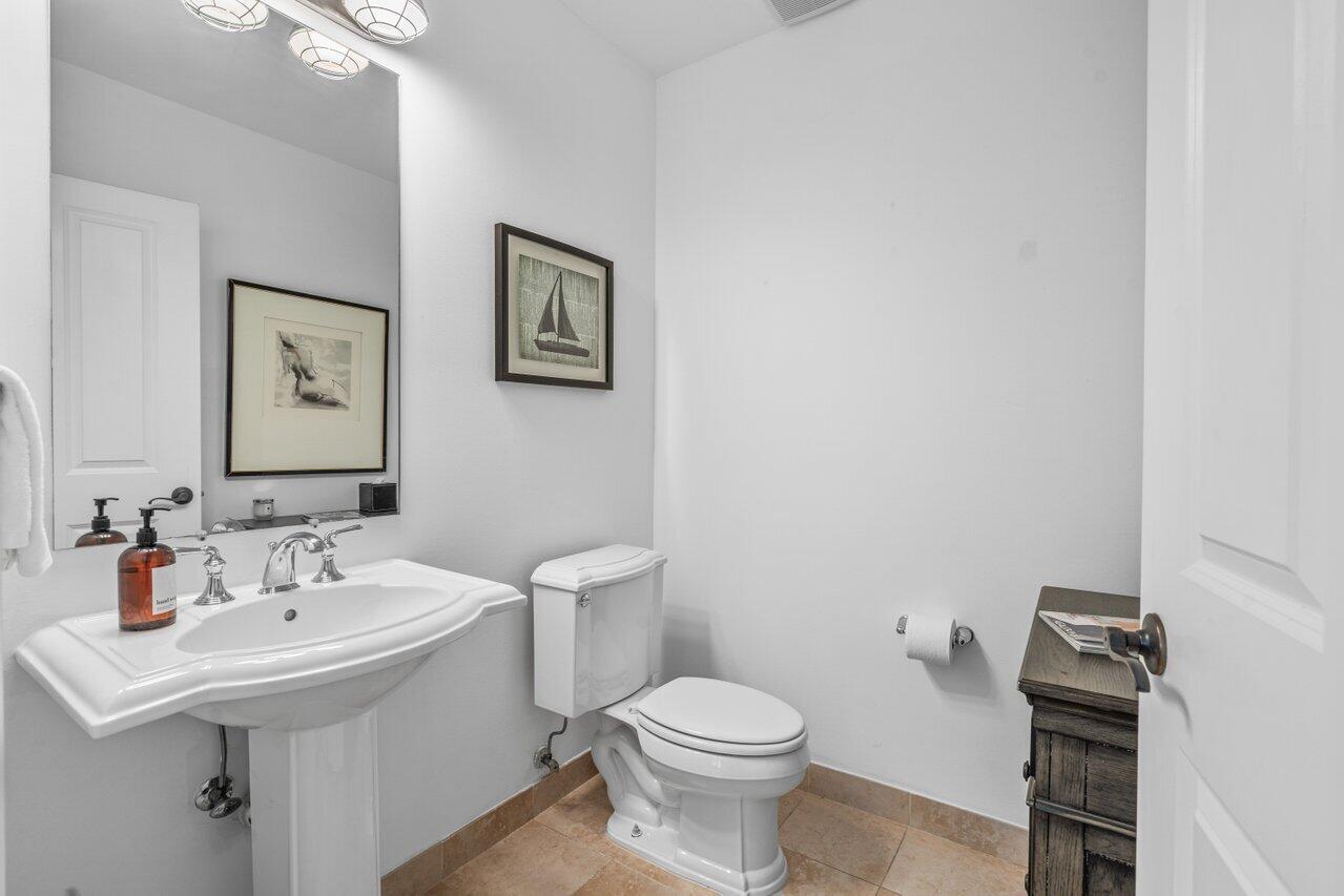 FLAGLER LANDING CONDO - Residential