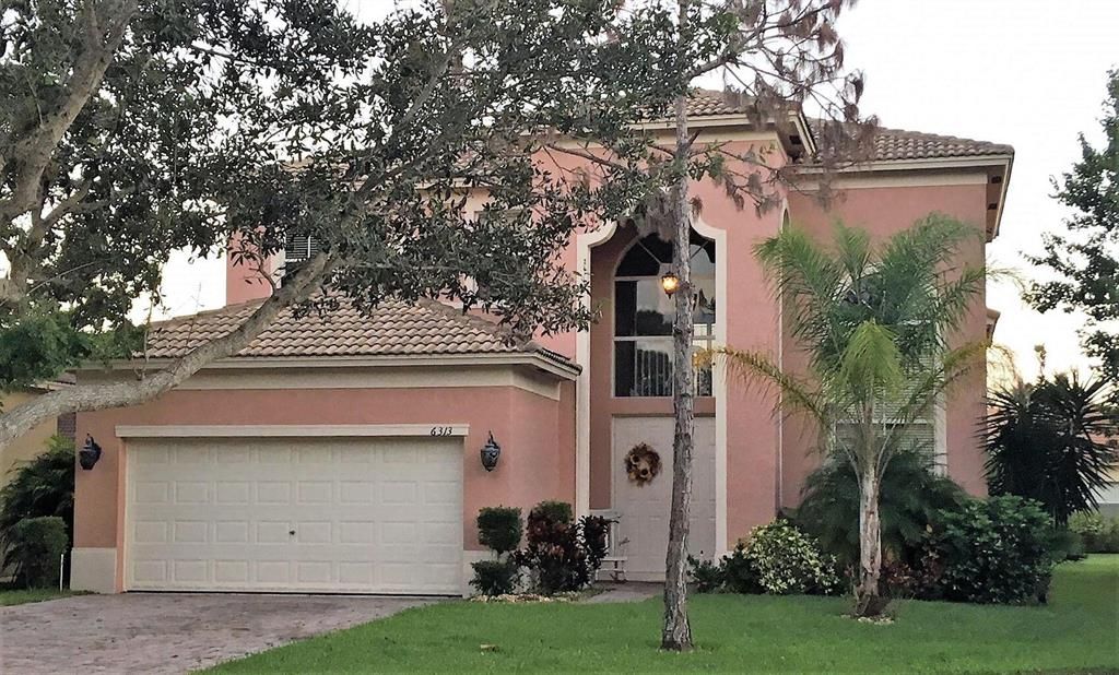 Photo of 6313 Spring Lake Terrace, Fort Pierce, FL 34951 (MLS # R10796726)