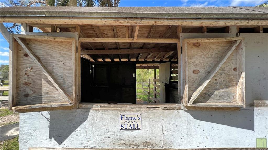 Acreage & Unrec - Residential