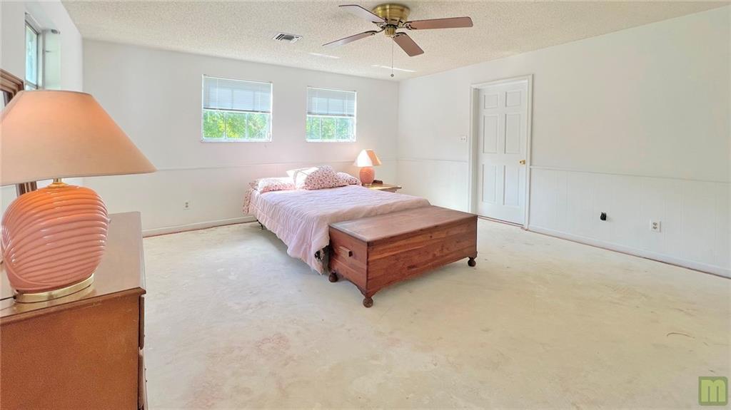 Acreage & Unrec - Residential