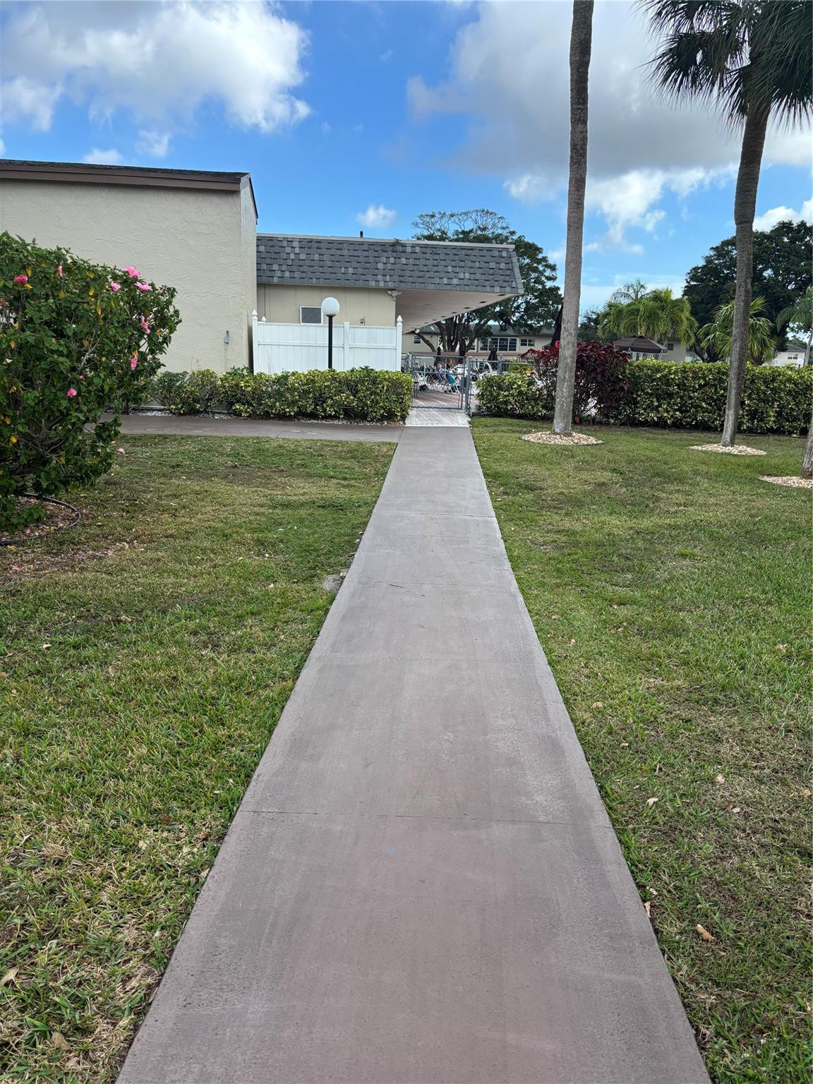 ORIOLE GARDENS TWO - Residential