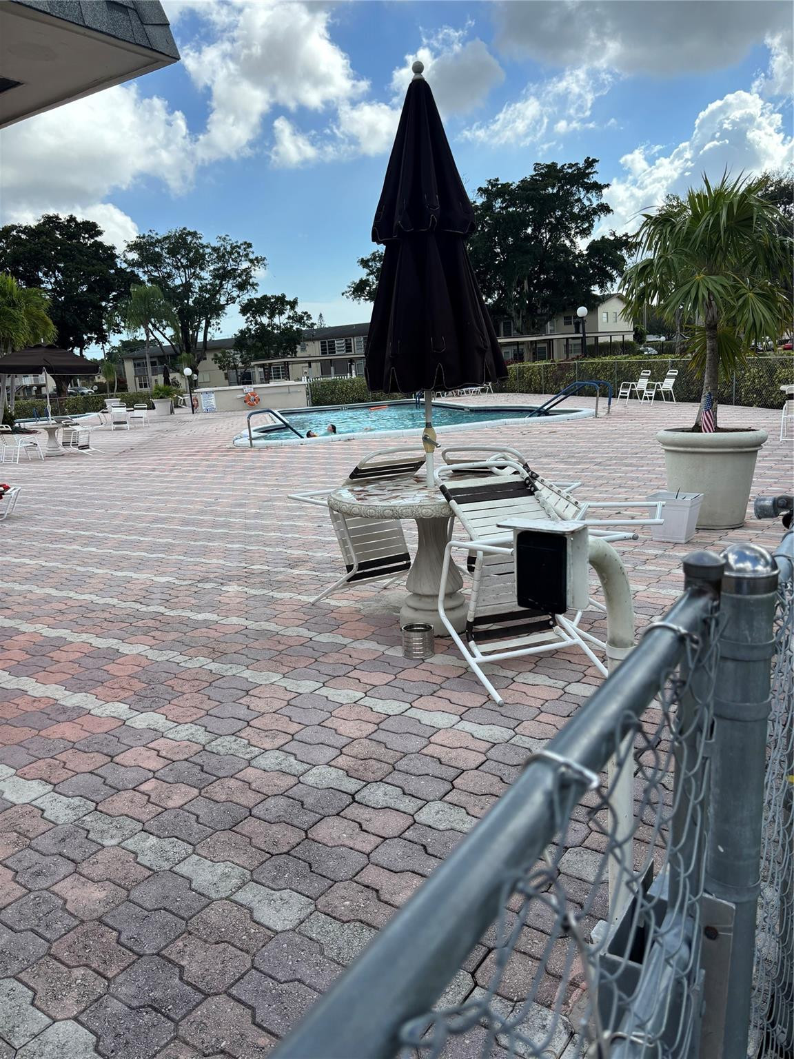 ORIOLE GARDENS TWO - Residential