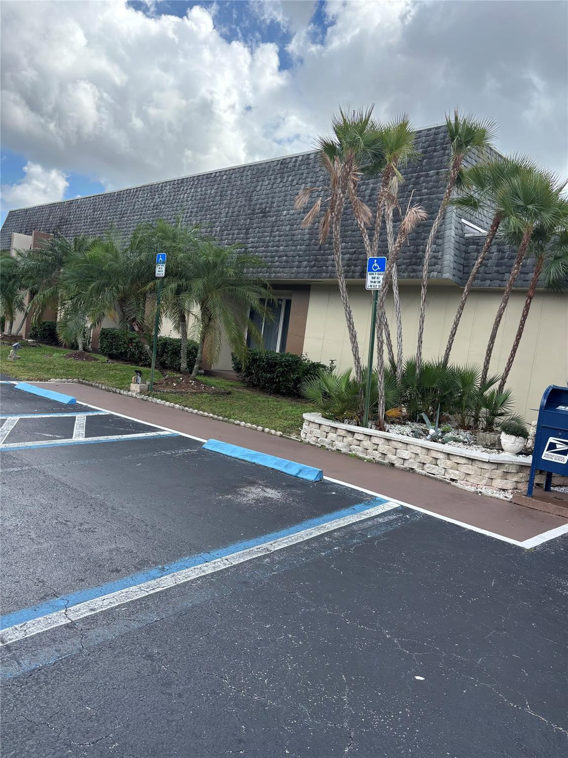 ORIOLE GARDENS TWO - Residential