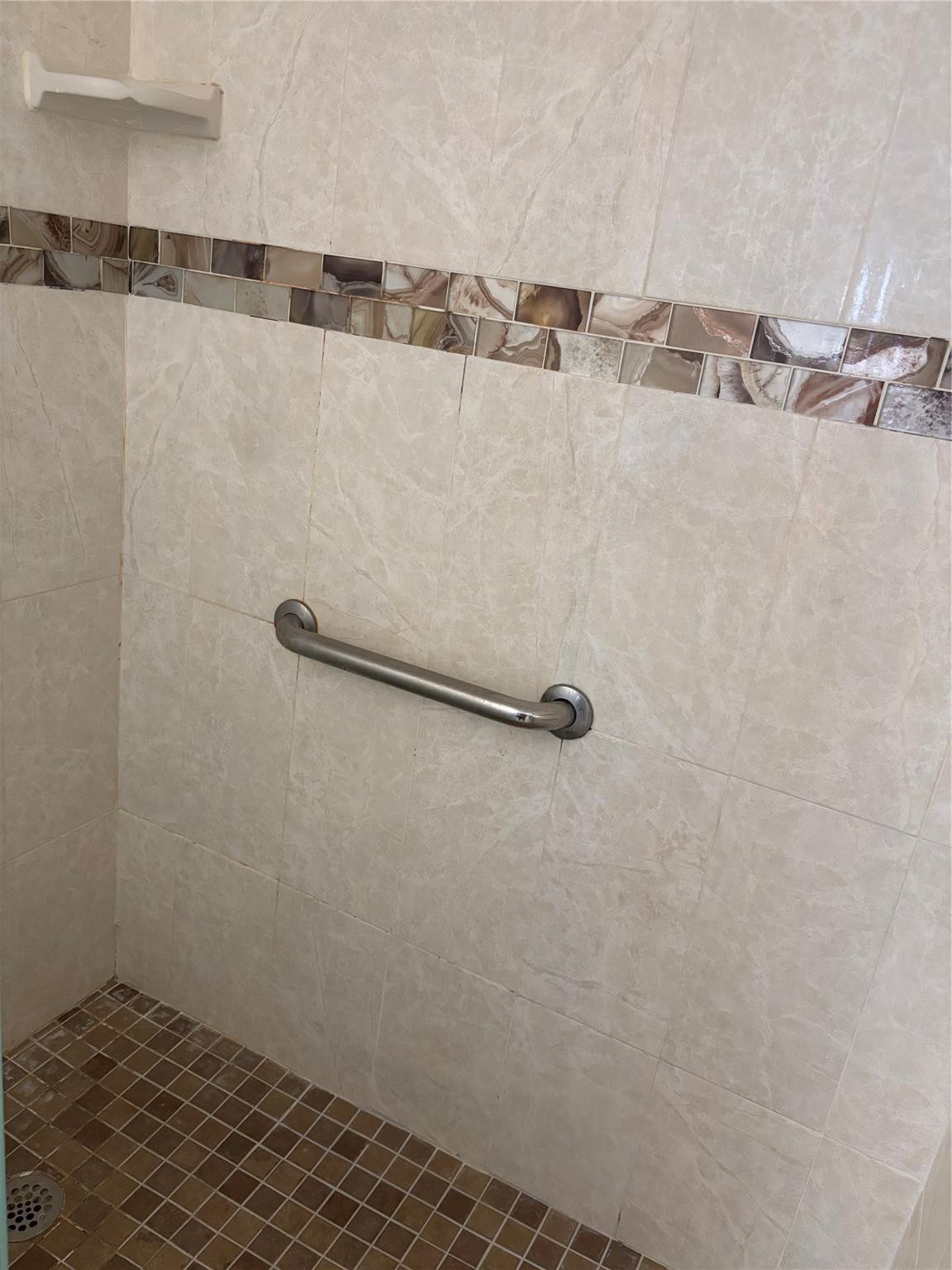 ORIOLE GARDENS TWO - Residential