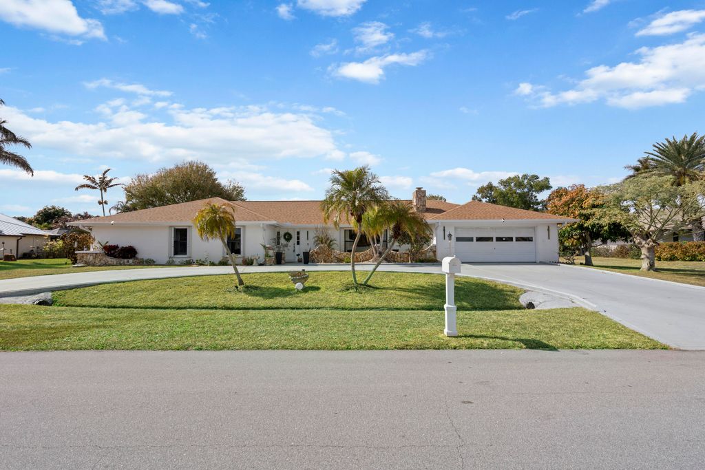 Photo of 2826 SE Calvin Street, Port Saint Lucie, FL 34952 (MLS # R11161108)