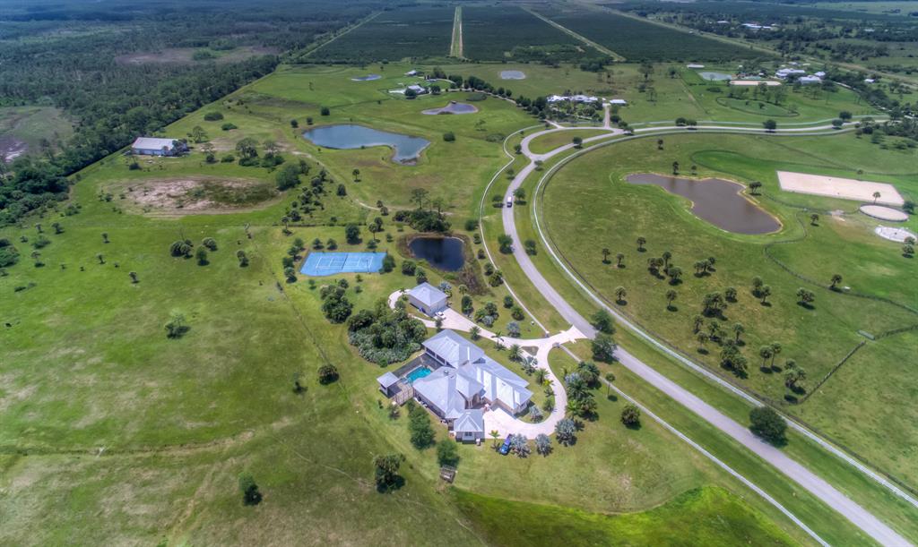 TRAILSIDE - Residential