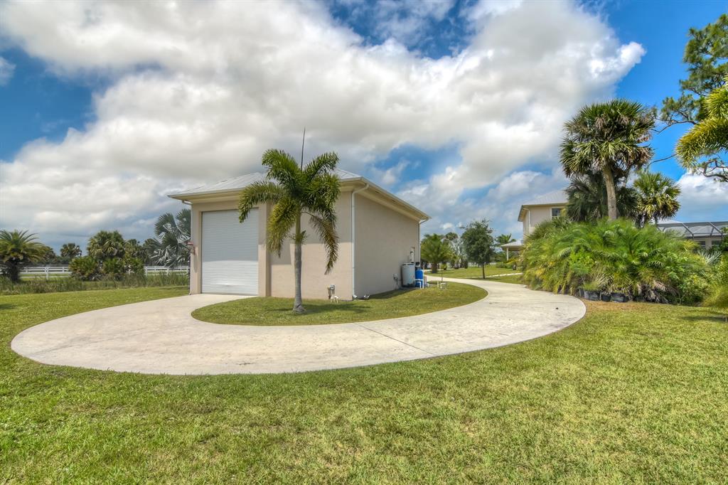 TRAILSIDE - Residential