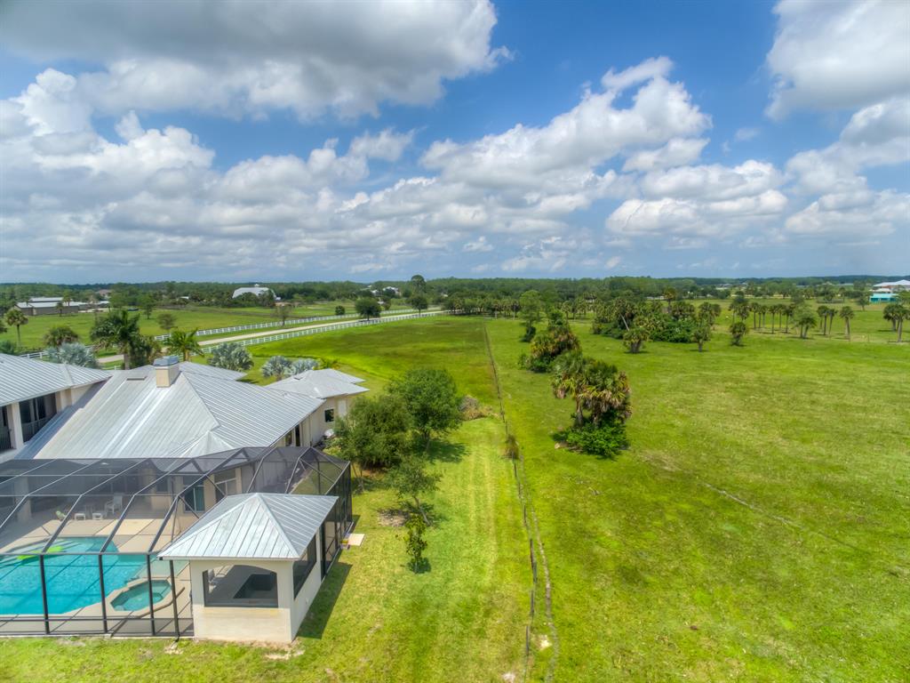 TRAILSIDE - Residential