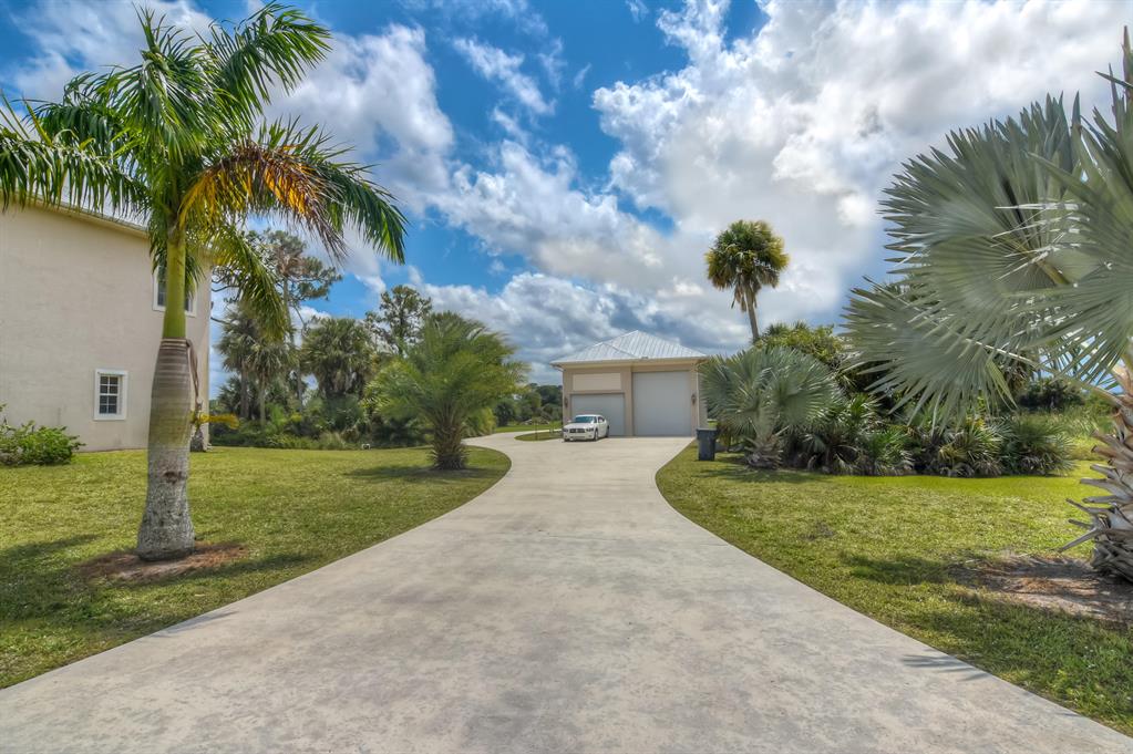 TRAILSIDE - Residential