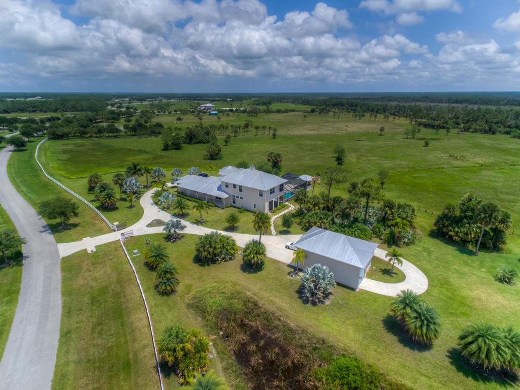 TRAILSIDE - Residential