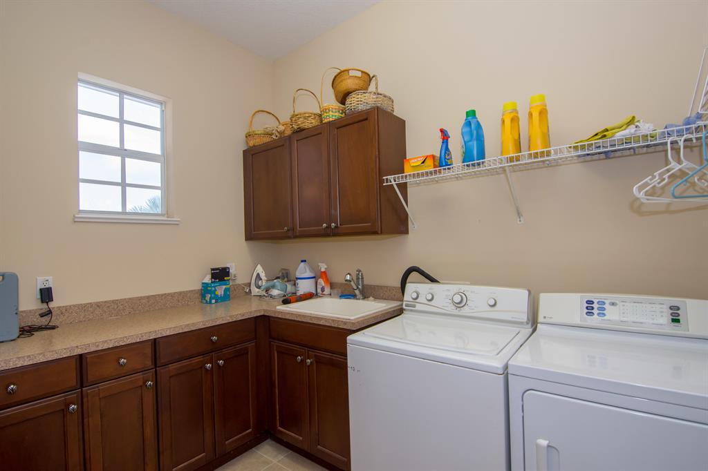 TRAILSIDE - Residential