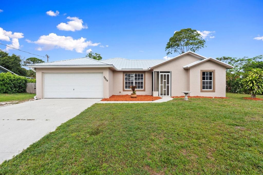 Photo of 5609 Sunset Boulevard, Fort Pierce, FL 34982 (MLS # R11093517)