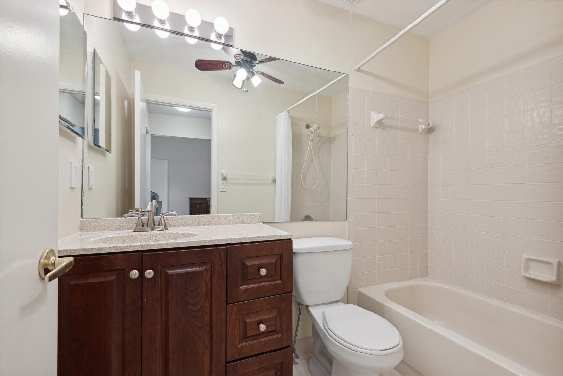 Lake Colony - Residential