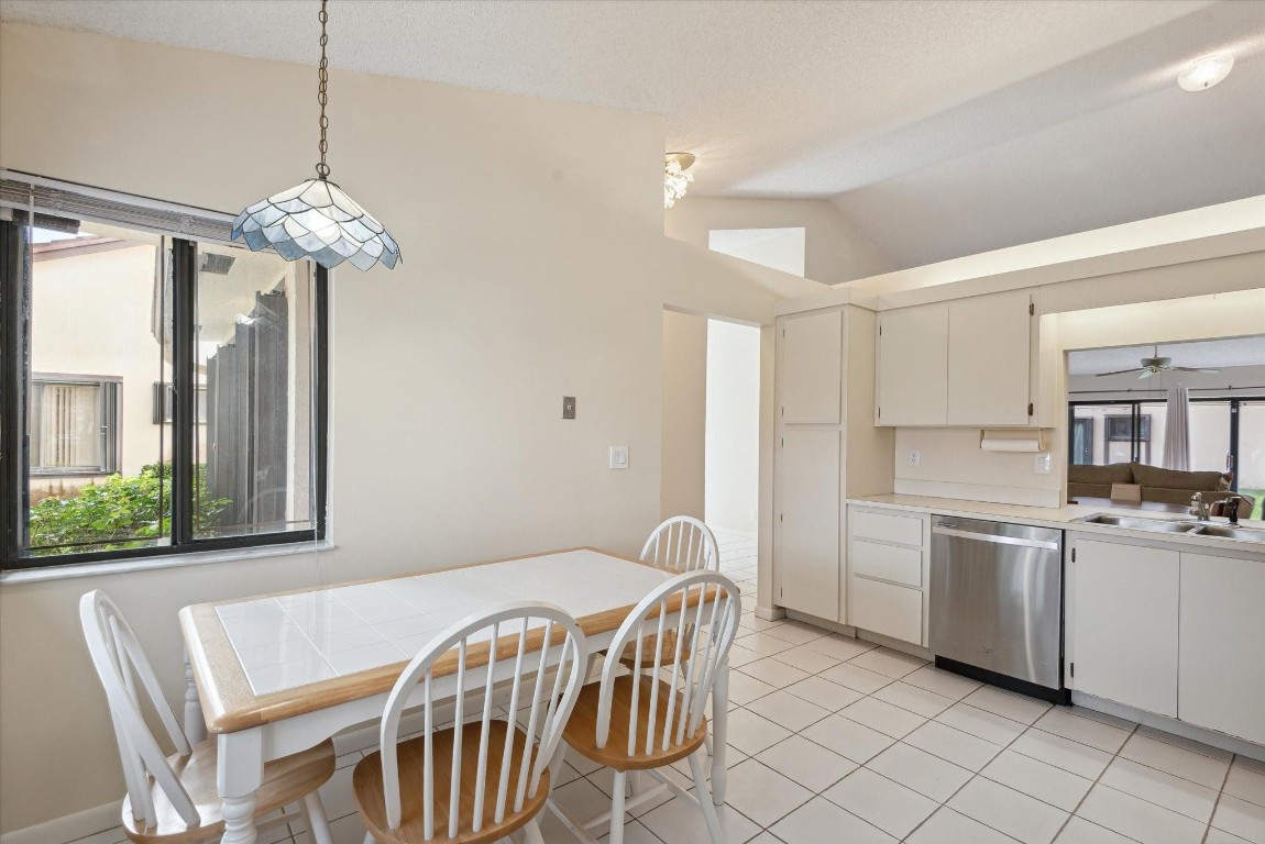 Lake Colony - Residential