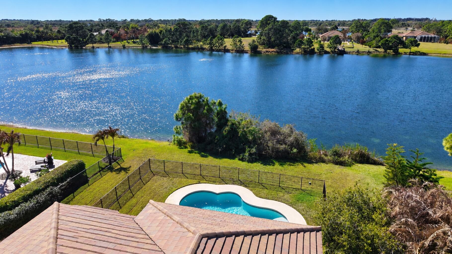 7621 Fieldstone Ranch Square