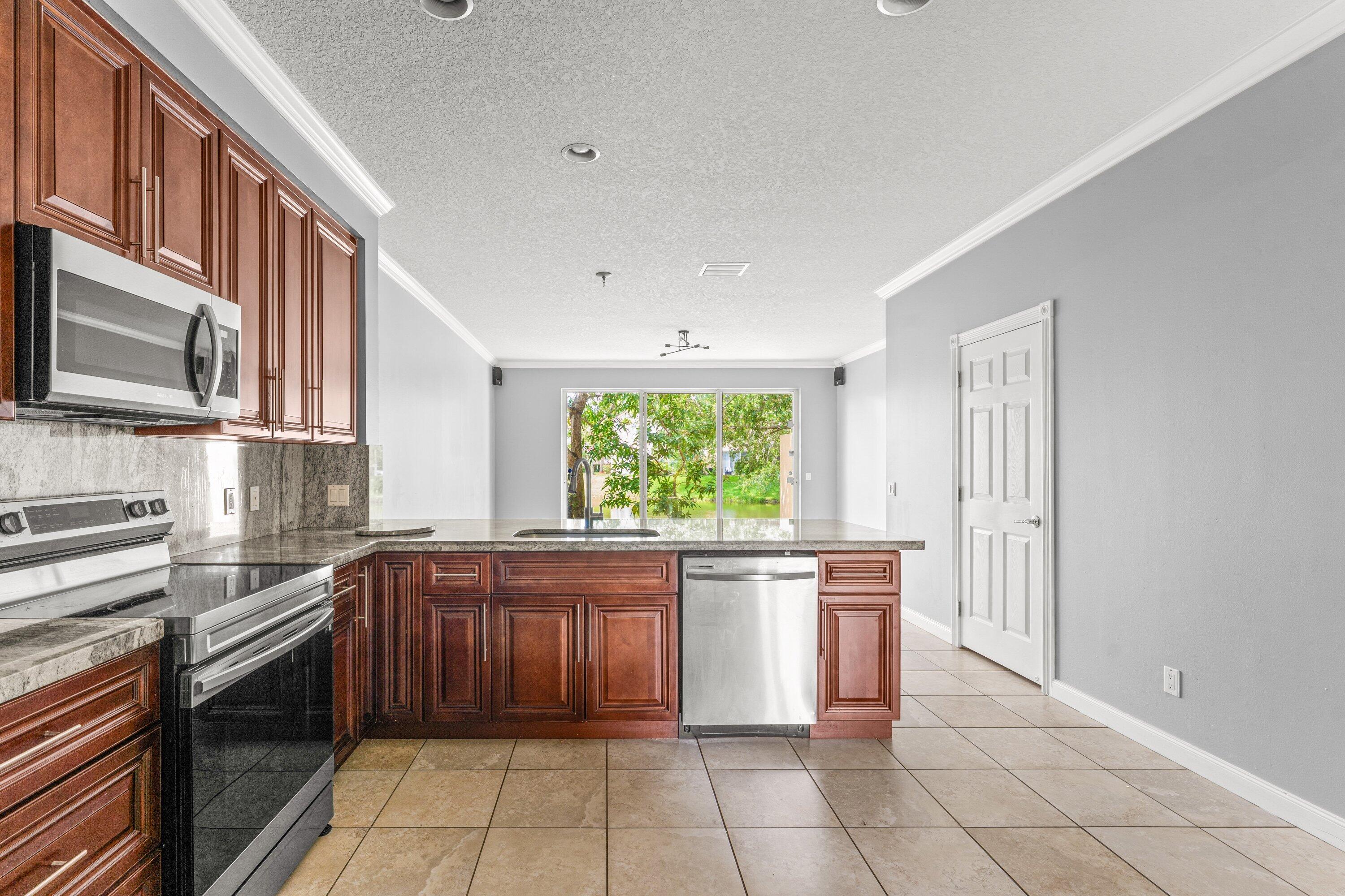 1172 Pinewood Lake Court