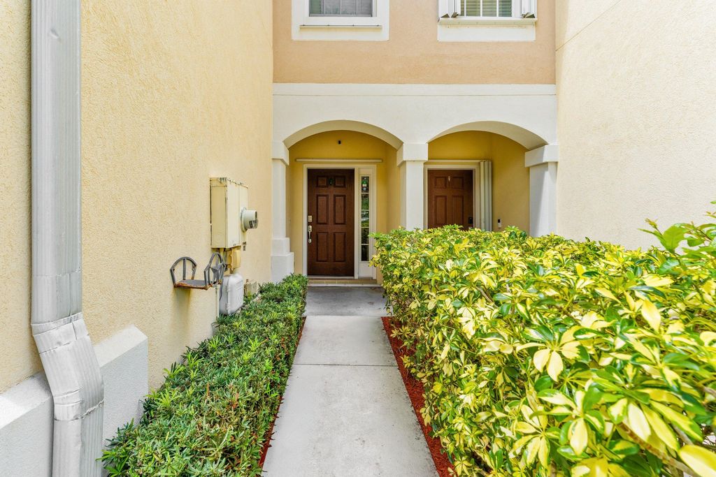 Photo of 1172 Pinewood Lake Court, Greenacres, FL 33415 (MLS # B26016999)