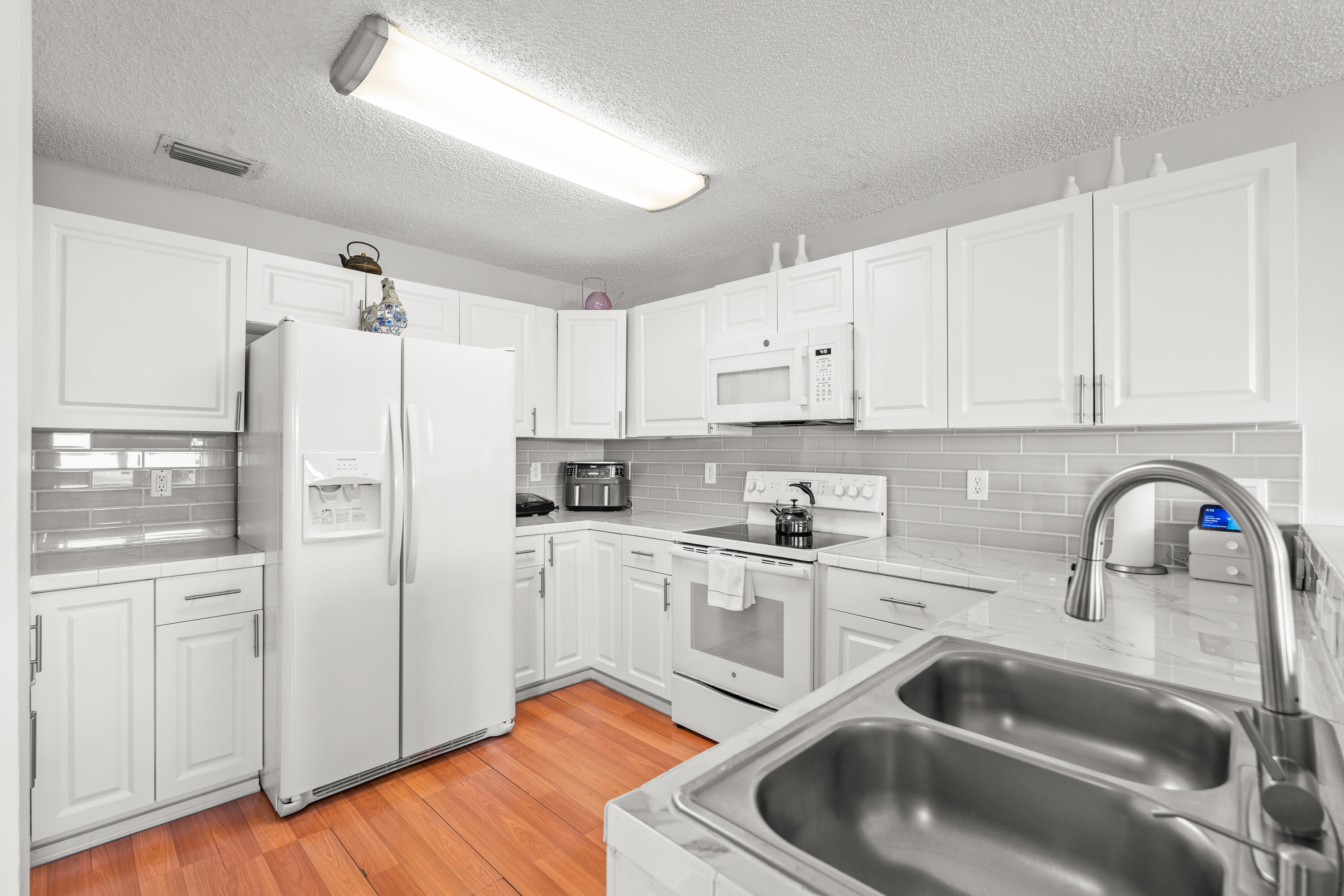 LIBERTY BAY - Residential