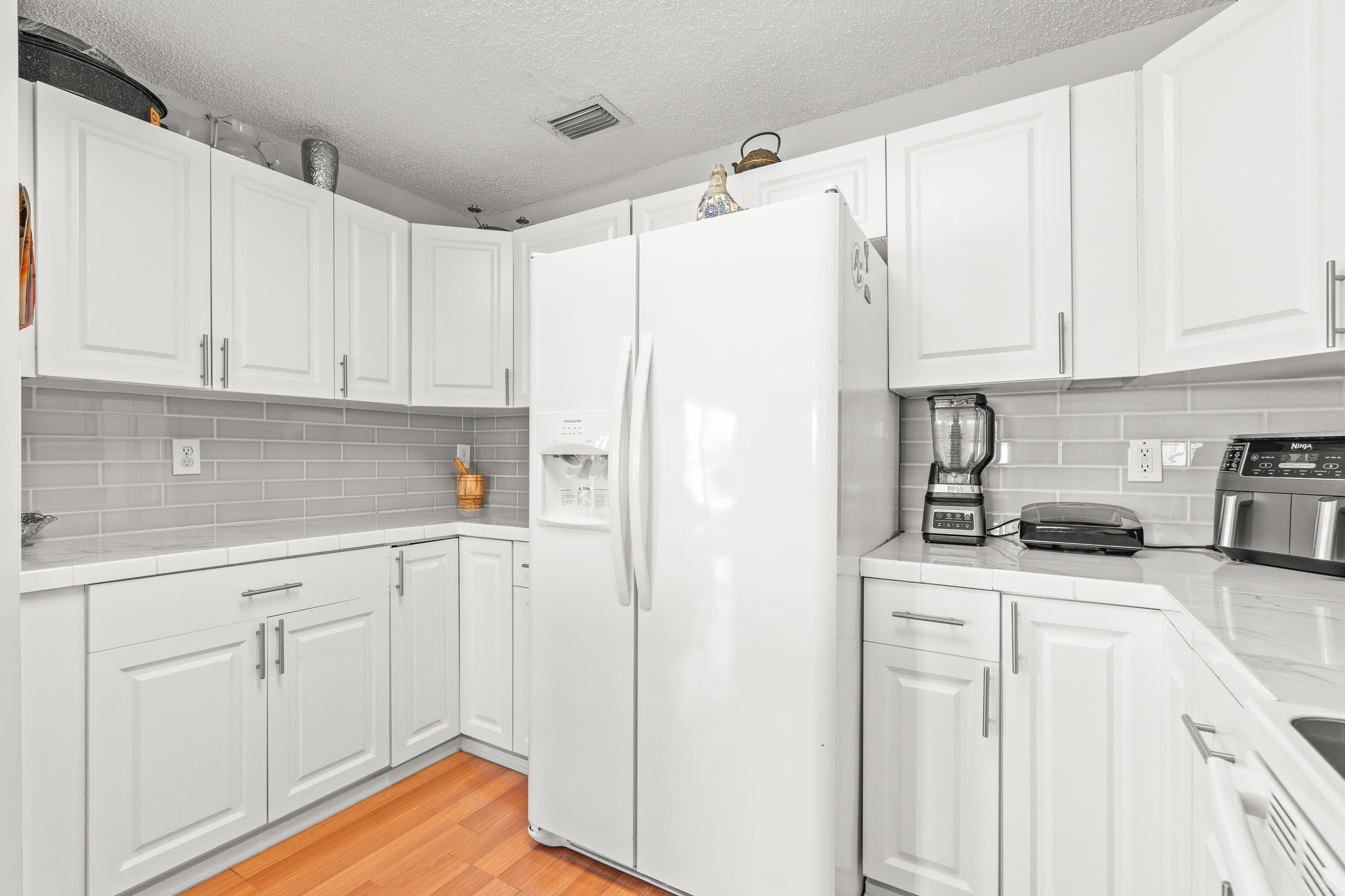 LIBERTY BAY - Residential