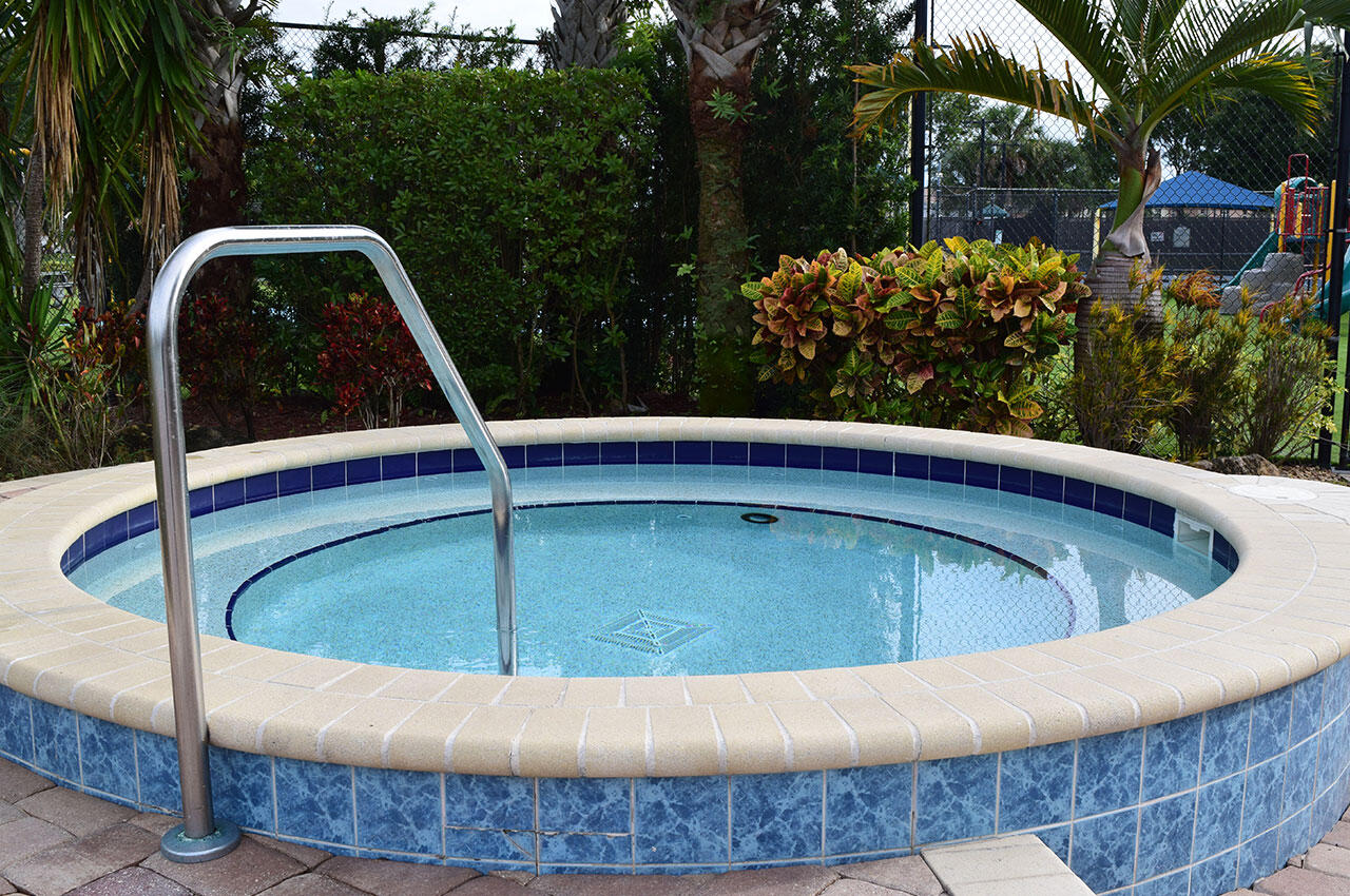 LIBERTY BAY - Residential