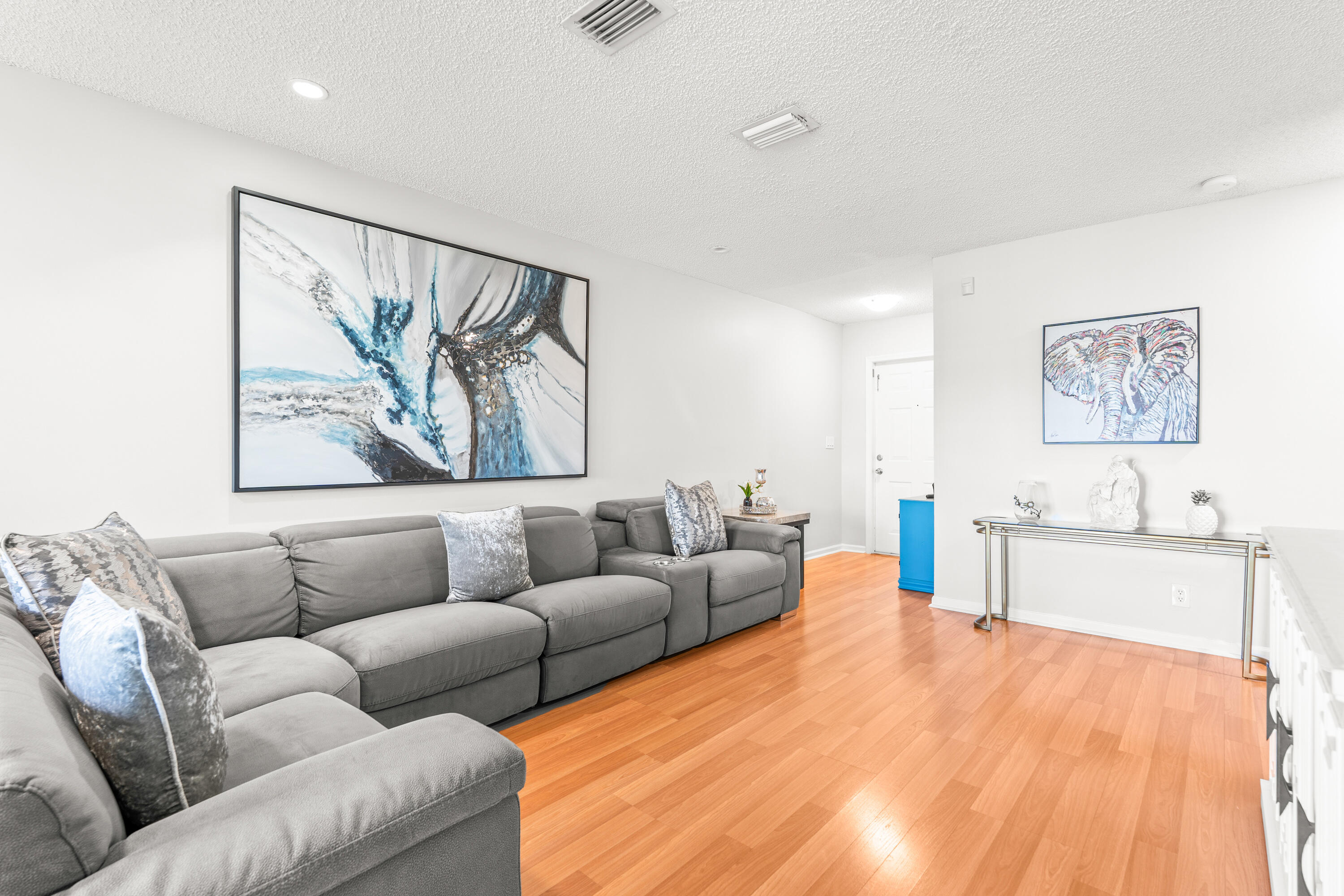 LIBERTY BAY - Residential