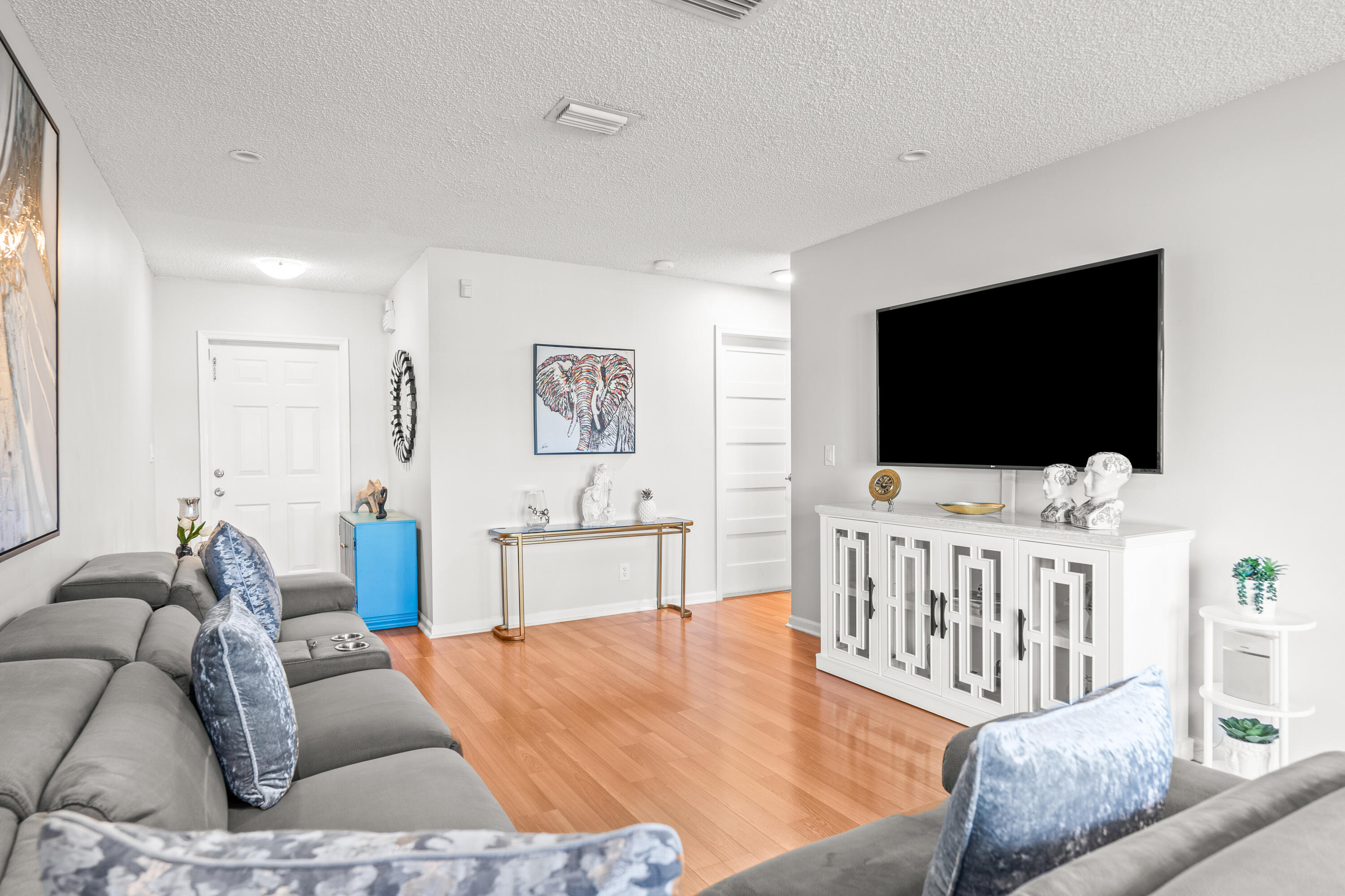 LIBERTY BAY - Residential