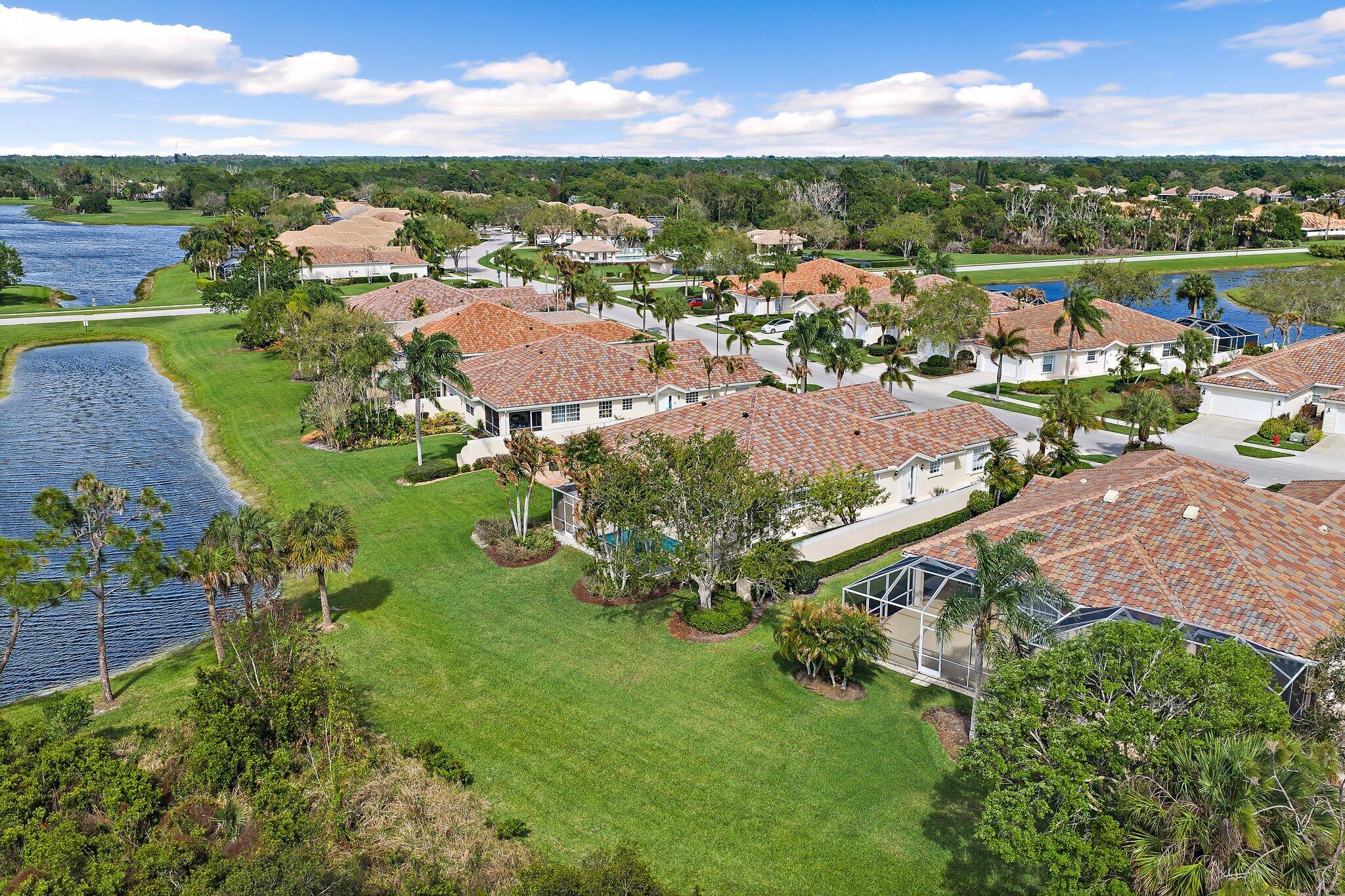 DOUBLE TREE - Residential