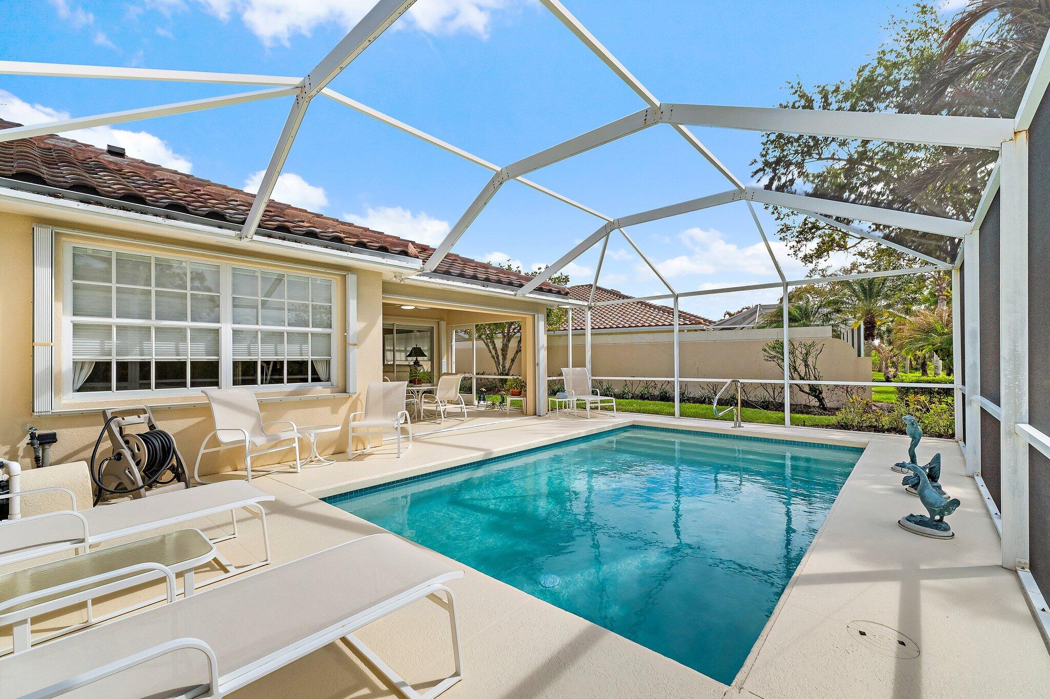 DOUBLE TREE - Residential