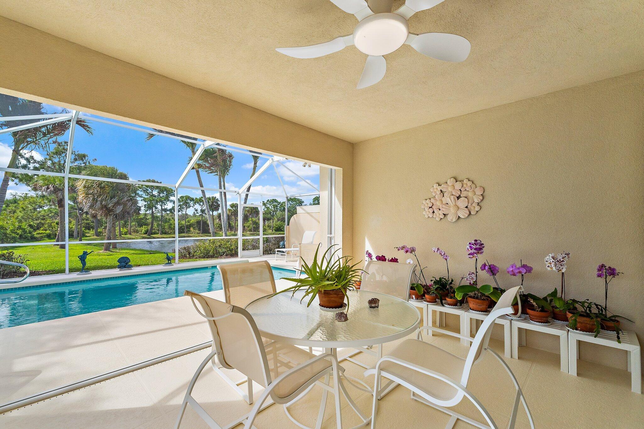 DOUBLE TREE - Residential