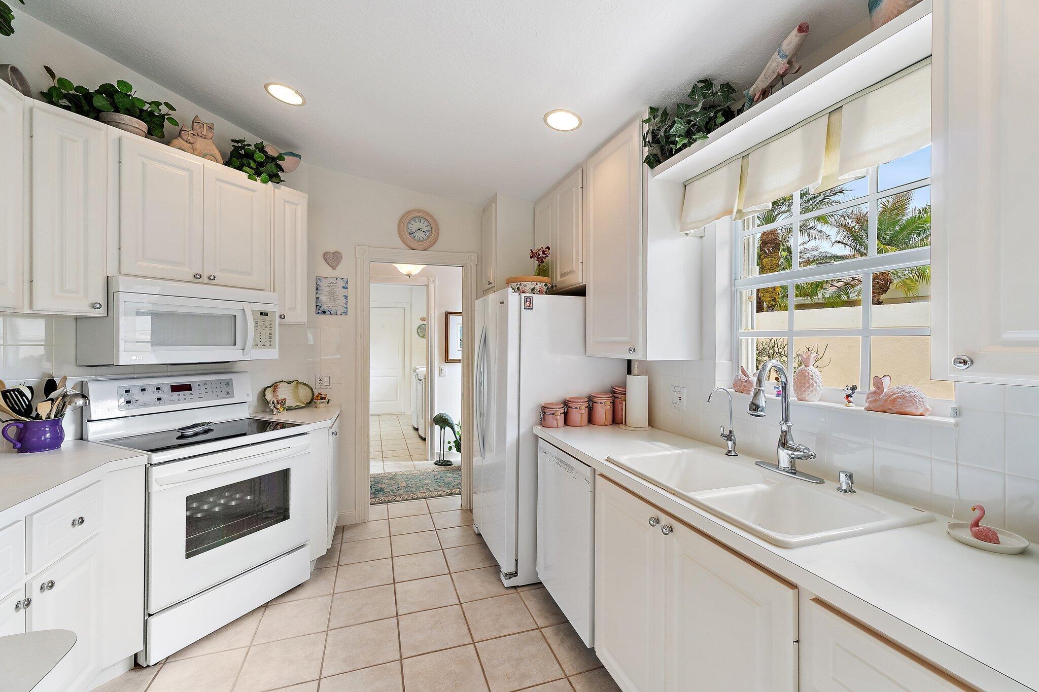 DOUBLE TREE - Residential