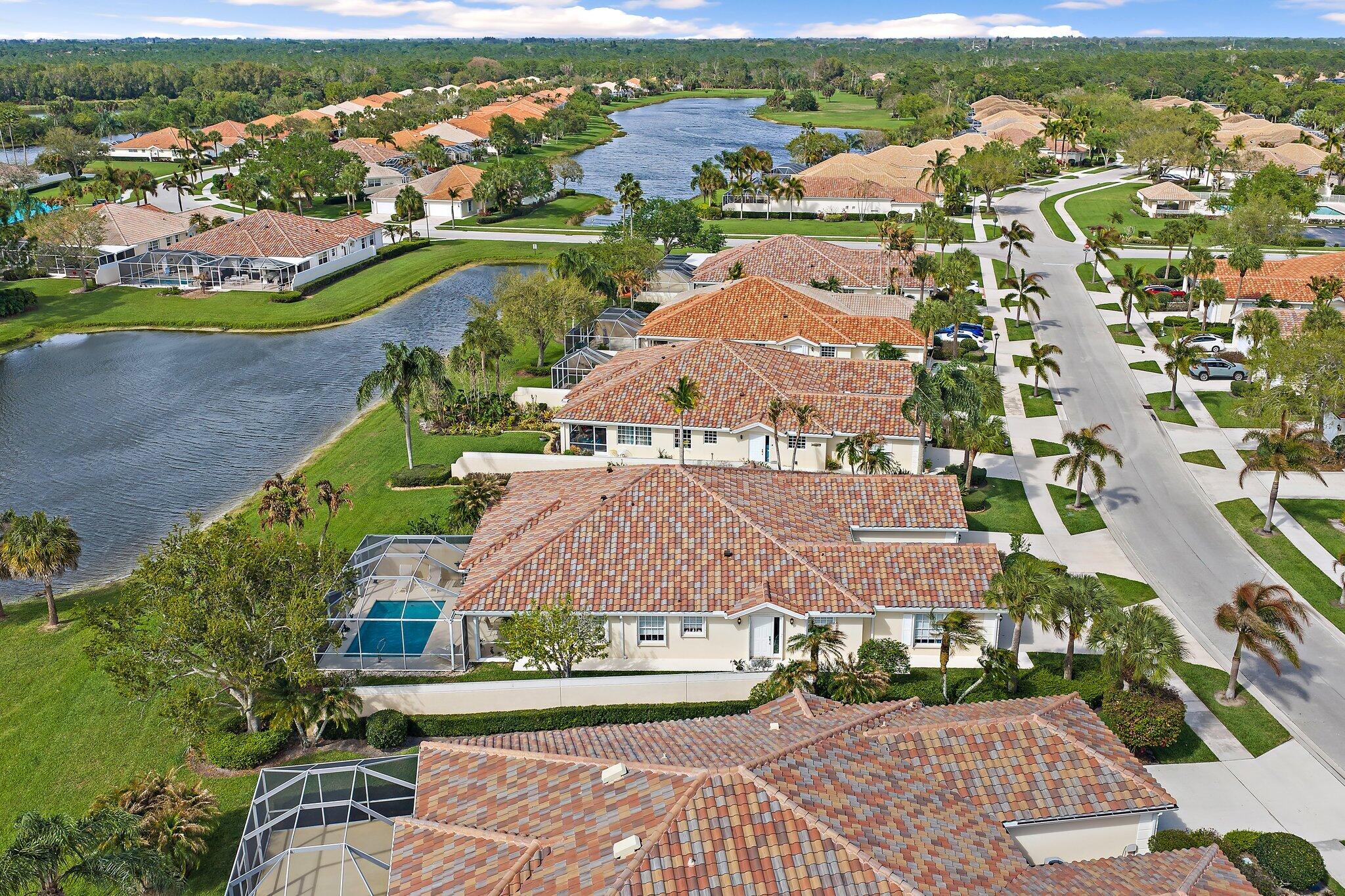 DOUBLE TREE - Residential