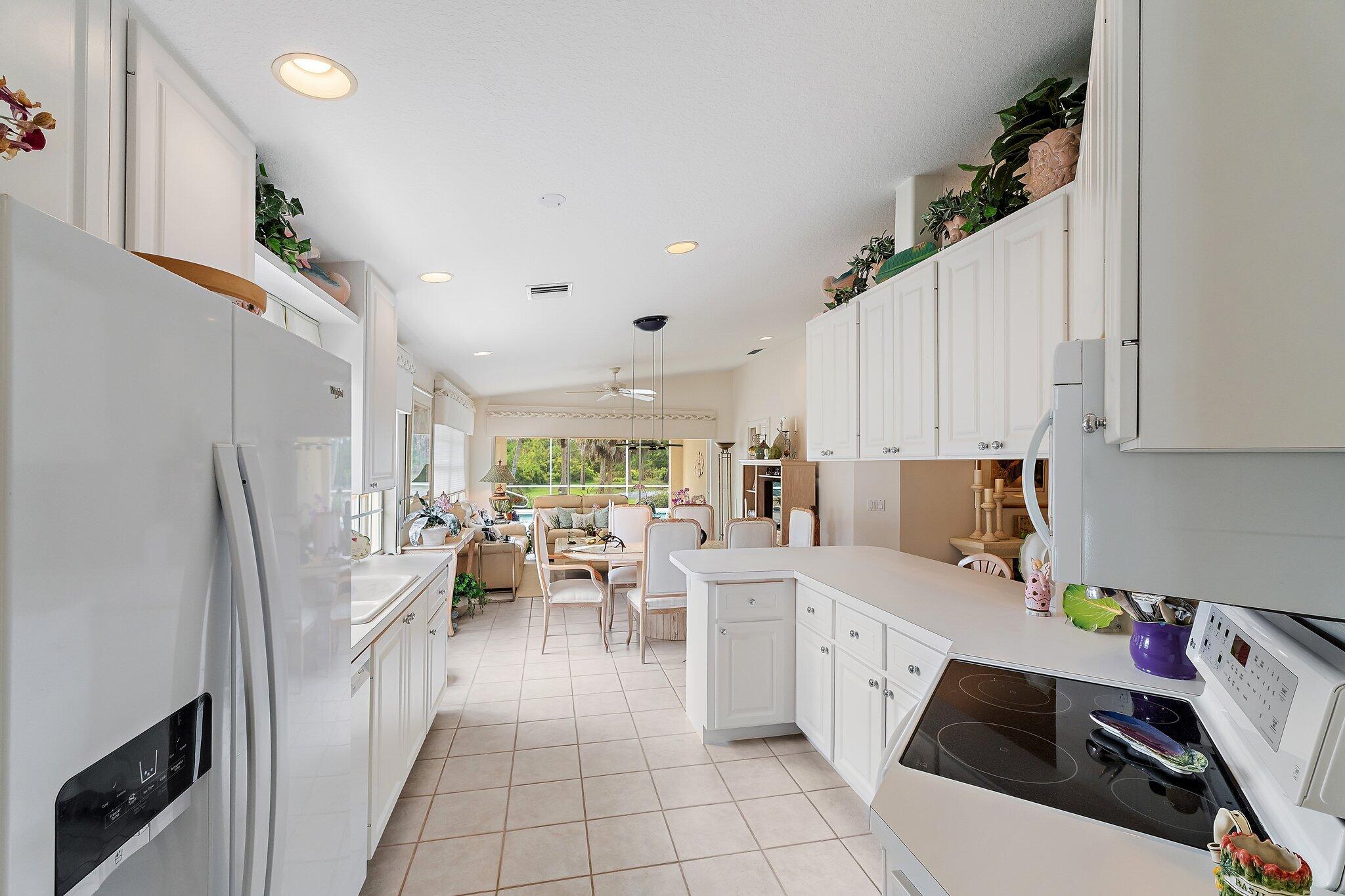 DOUBLE TREE - Residential