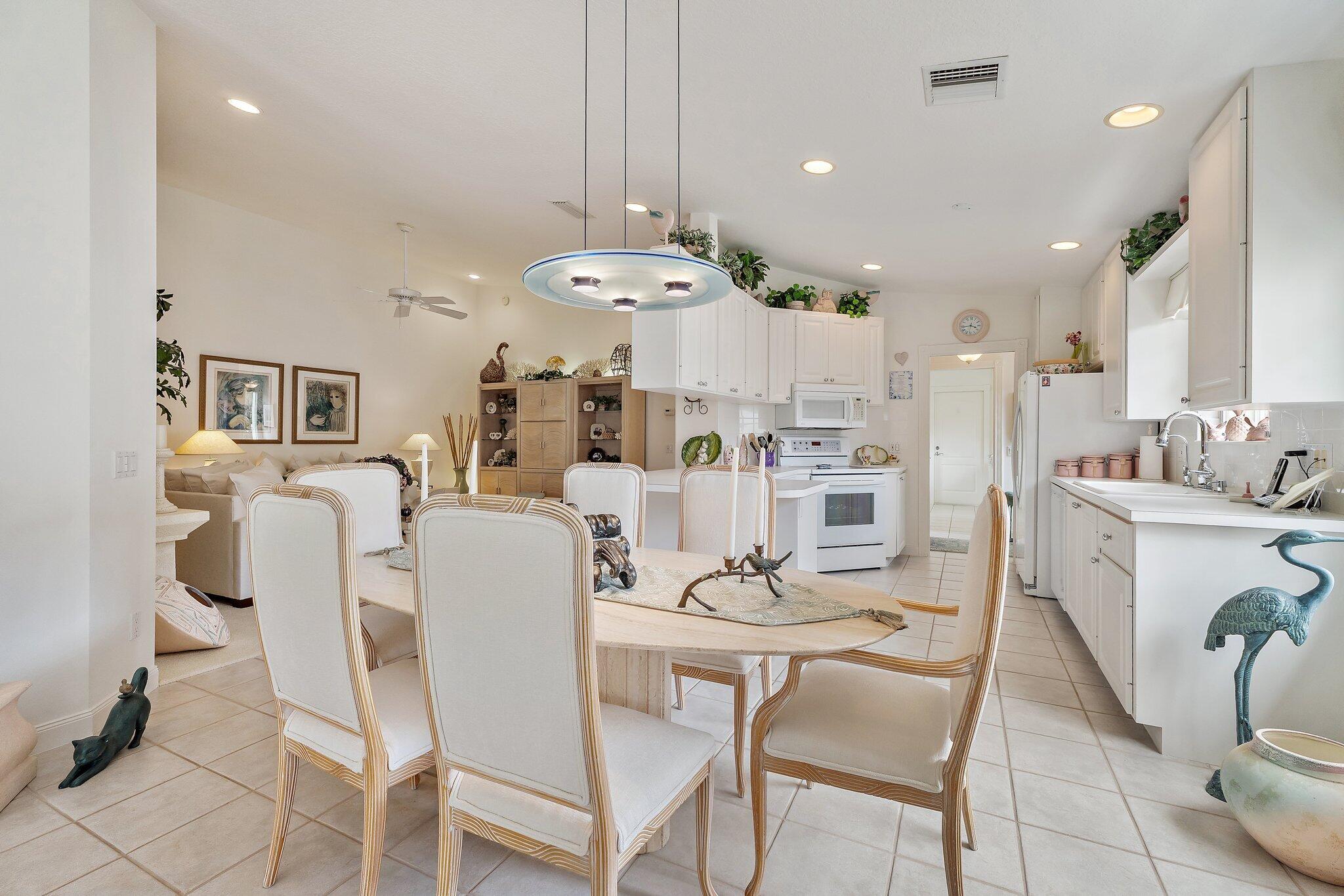 DOUBLE TREE - Residential