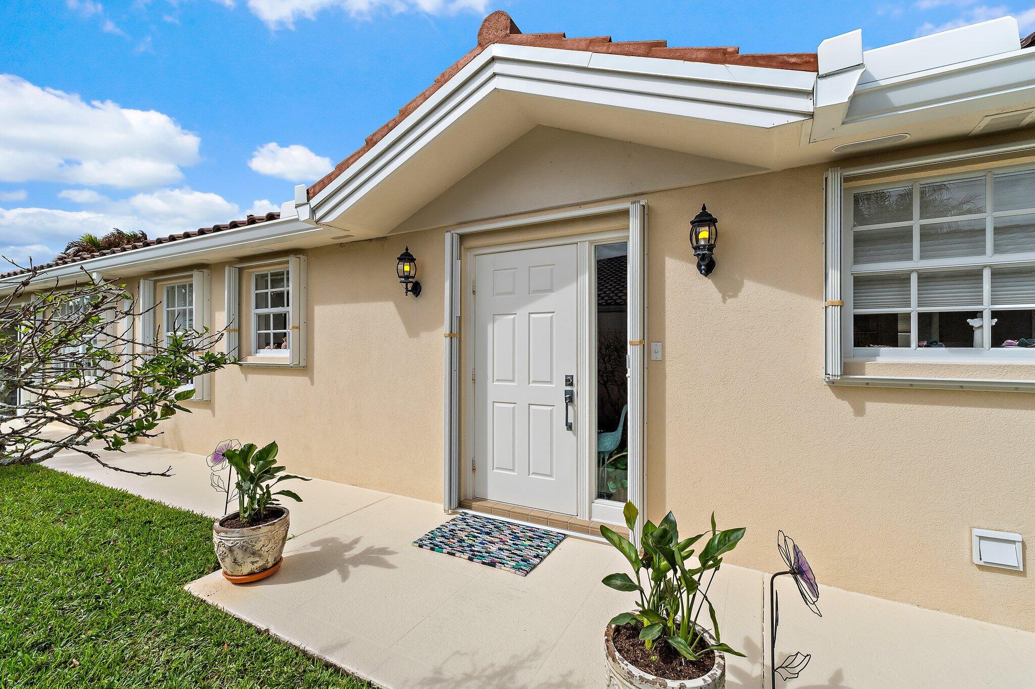 DOUBLE TREE - Residential