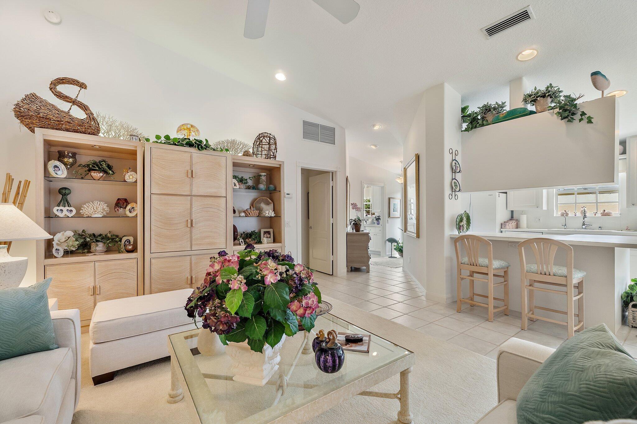 DOUBLE TREE - Residential