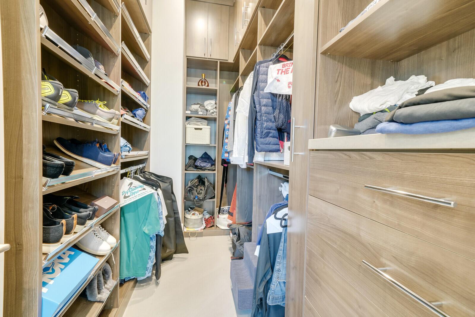 CORAL RIDGE COUNTRY CLUB - Residential Lease